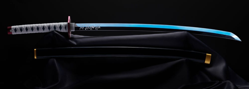 Demon Slayer: Kimetsu no Yaiba Proplica Replica 1/1 Nichirin Sword : Giyu Tomioka 95 cm