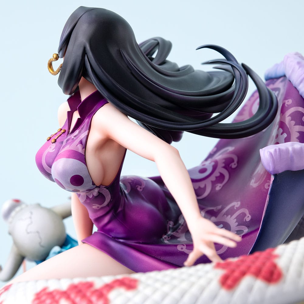 One Piece Portrait.Of.Pirates AxMAXIMUM PVC Statue Boa Hancock: Pirate Empress 27 cm
