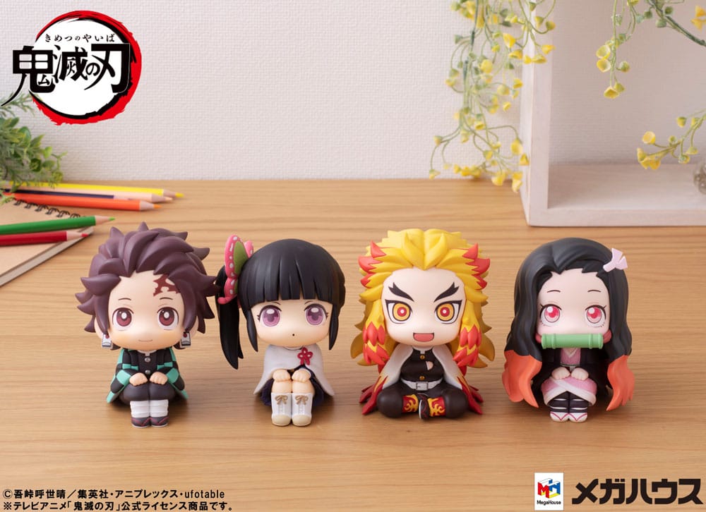 Demon Slayer: Kimetsu no Yaiba Look Up PVC Statue Tanjiro Kamado 11 cm