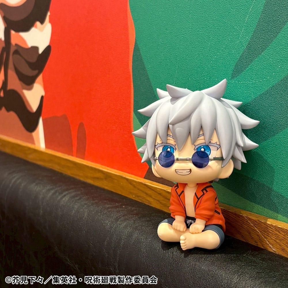 Jujutsu Kaisen Look Up PVC Statue Satoru Gojo: Okinawa Ver. 11 cm