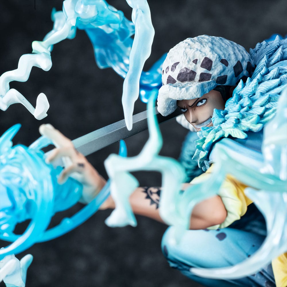 One Piece Portrait Of Pirates WA-MAXIMUM PVC Statue Trafalgar Law: The Surgeon of Death [Awakened] Ver. 27 cm